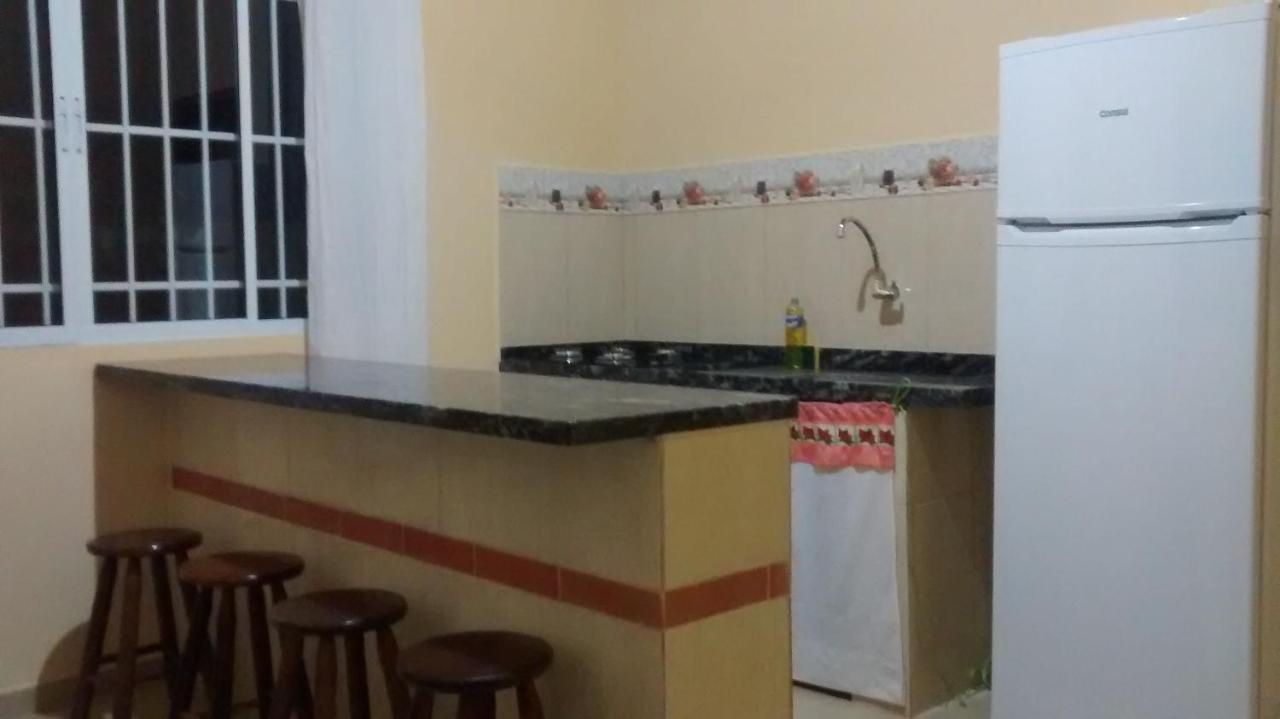 Chale No Condominio Verde Mar Na Praia Da Cocanha Caraguatatuba Kültér fotó